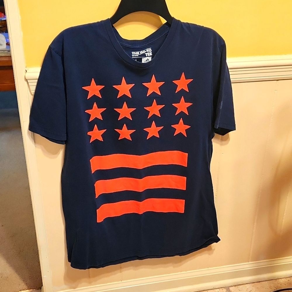 Adidas The Go-To Tee American Flag Details Size L